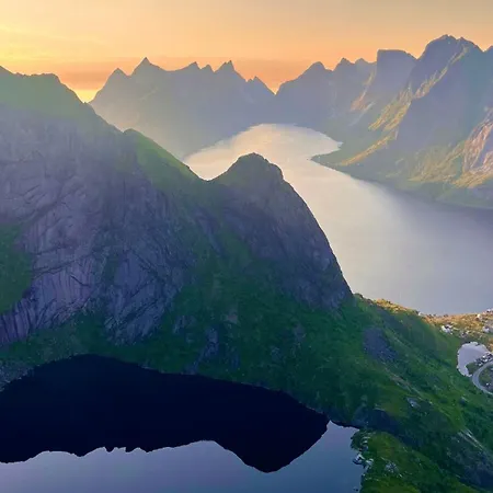 Lofoten Arctic * Sørvågen